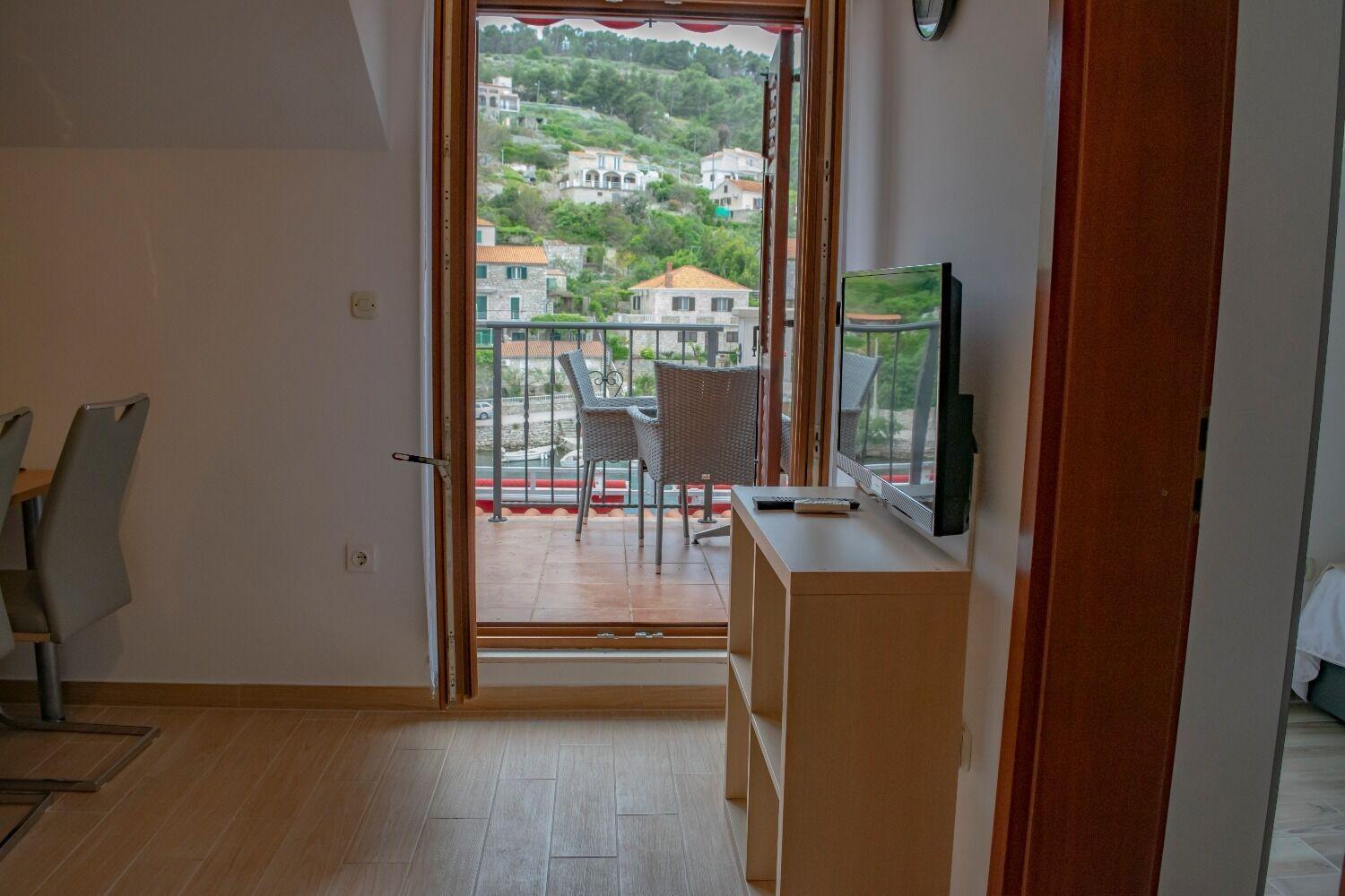 Apartments Daira Stomorska Exterior photo